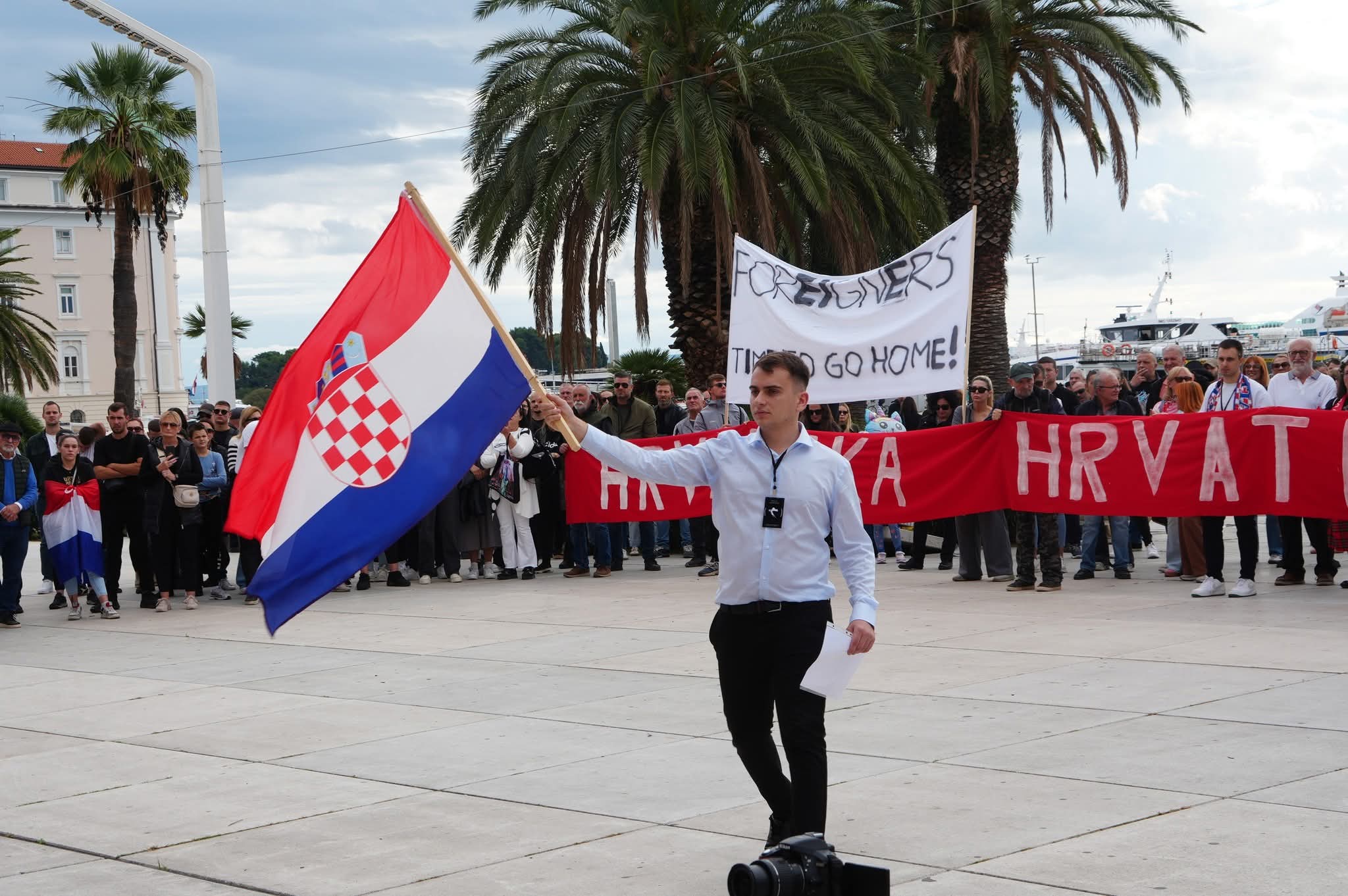 Protest in Split on the Riva 4